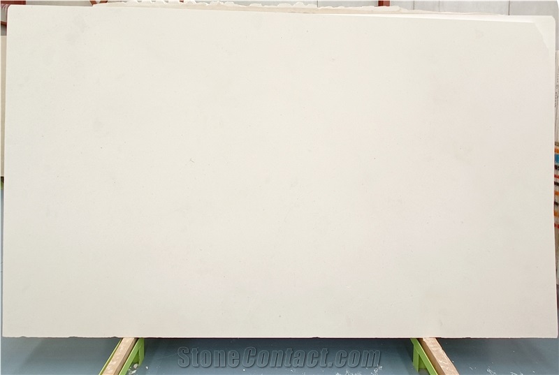 Caliza Bianco Paloma Limestone Slabs