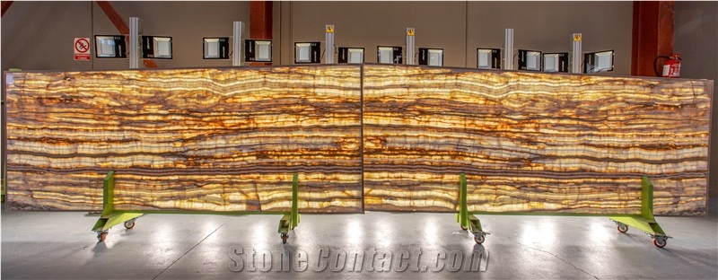 Esmeralda Light Onyx Slabs