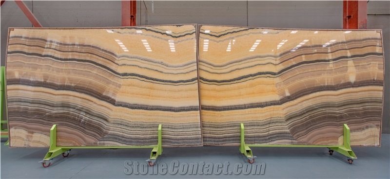 Horizont Onyx Slabs