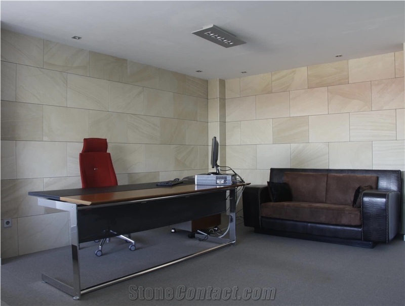 Crema Universo Limestone
