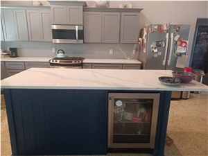 Calacatta Quartz Artificial Marble Kitchen Countertop