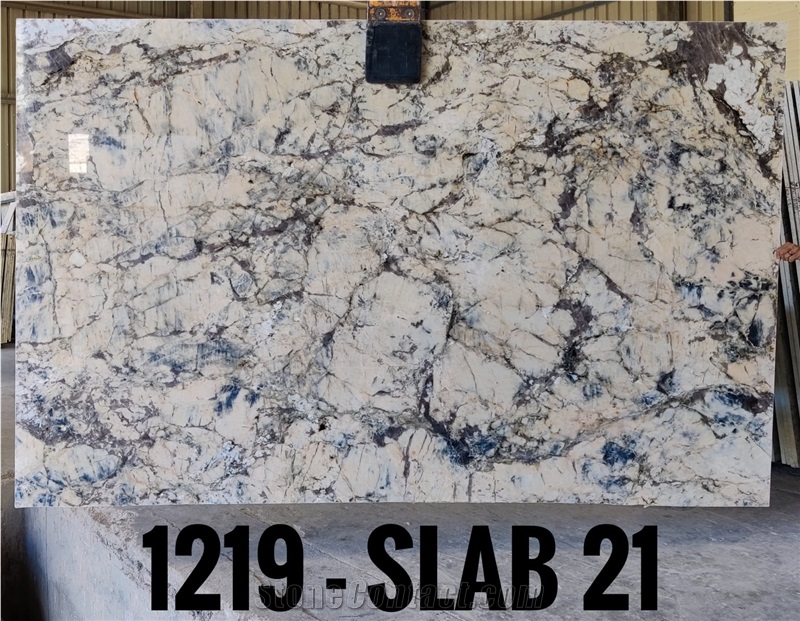 Cristallo White Granite Tiles & Slabs