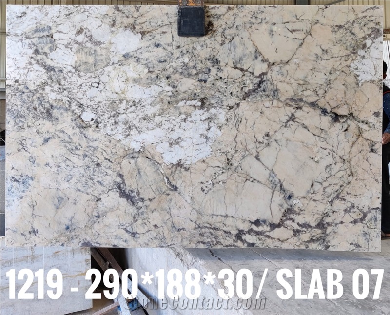 Cristallo White Granite Tiles & Slabs