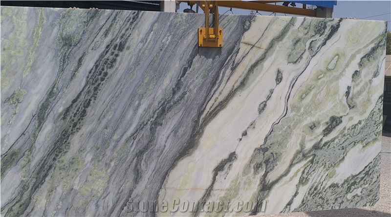 Himalayan Green Onyx Tiles & Slabs