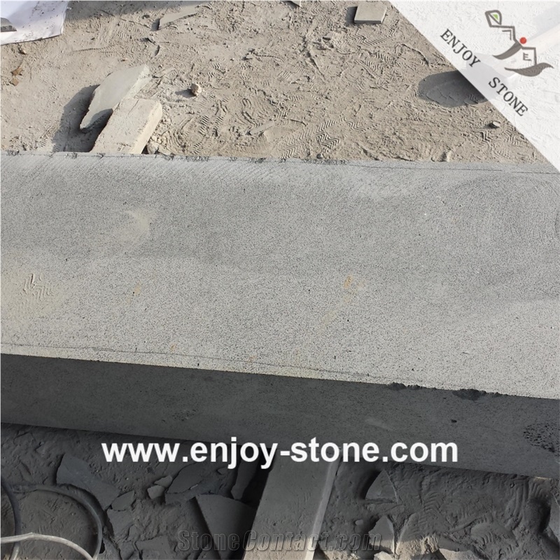 Original Sawn Cut Basalt Curbstone For Roadside