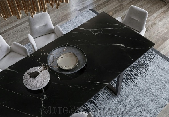 Sintered Stone Black And Withe Roots