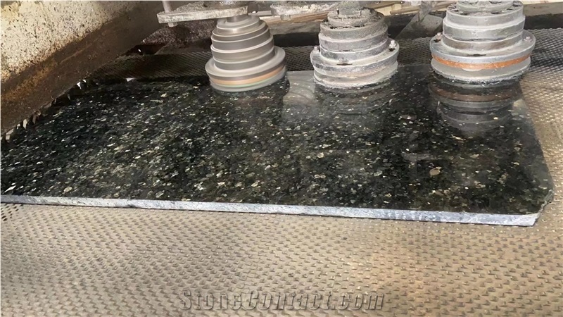 Emerald Pearl （New） Granite Slabs
