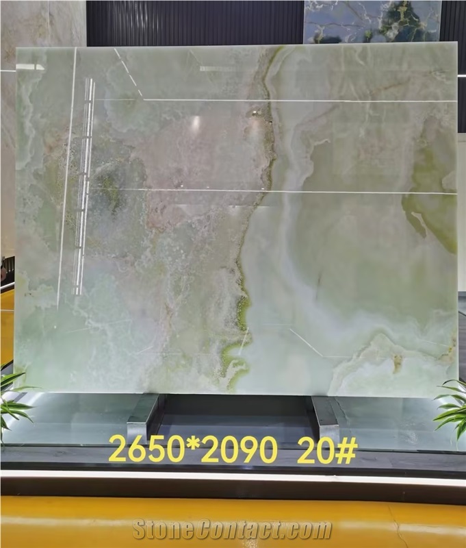 Luxury Natural Stone Luster Bright Green Onyx Slabs