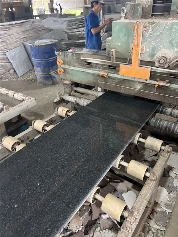 Black Granite Polished Slabs