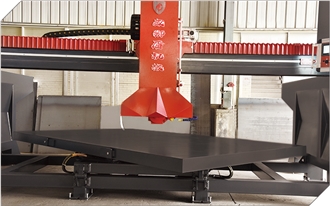Infrared Bridge Saw For Quartz Kitchen Countertop Making Infrared Bridge Saw For Quartz Kitchen Countertop Making