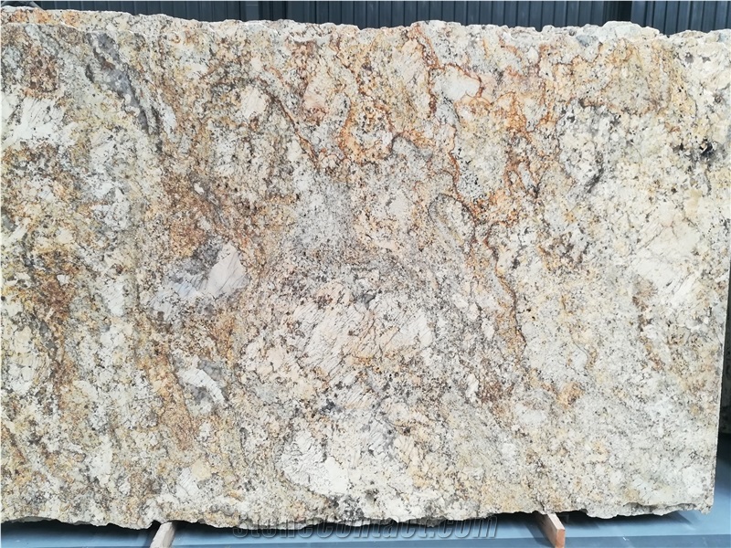 Brazil Golden Persa Granite Slab Tile