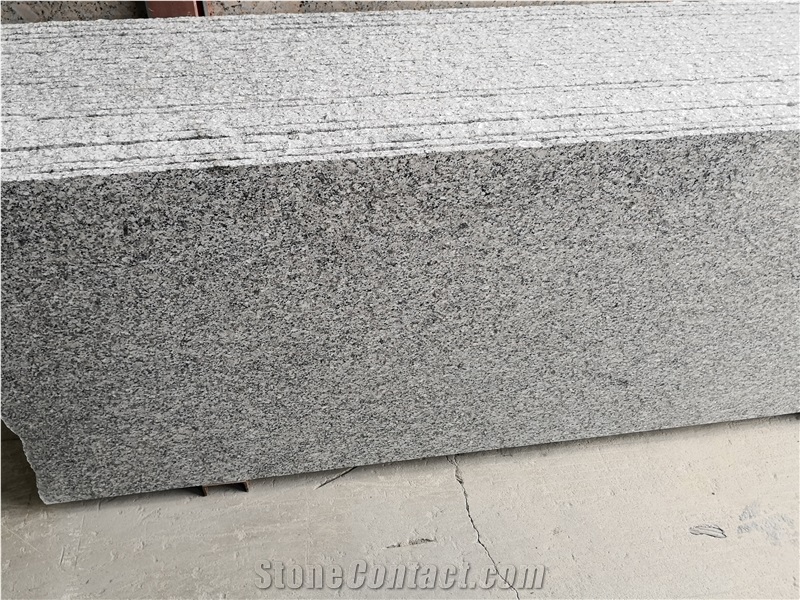 China Classic Grey Granite Slab Tile