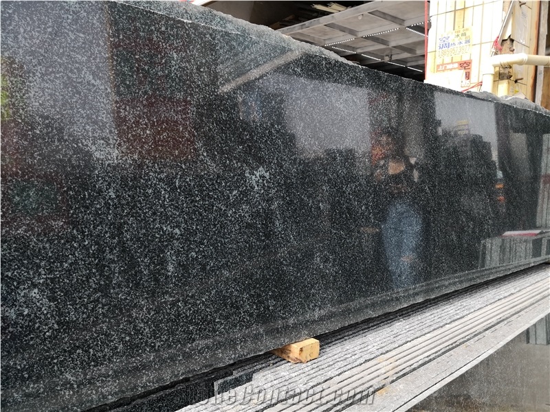 China New Forest Green Granite Slab Tile