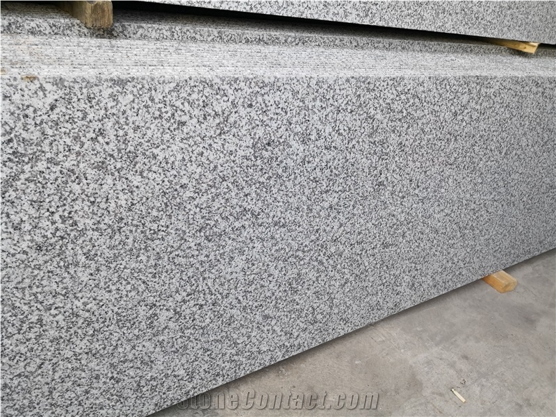 China Padang Crystal White Granite Slab Tile