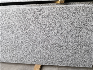 China Padang Crystal White Granite Slab Tile