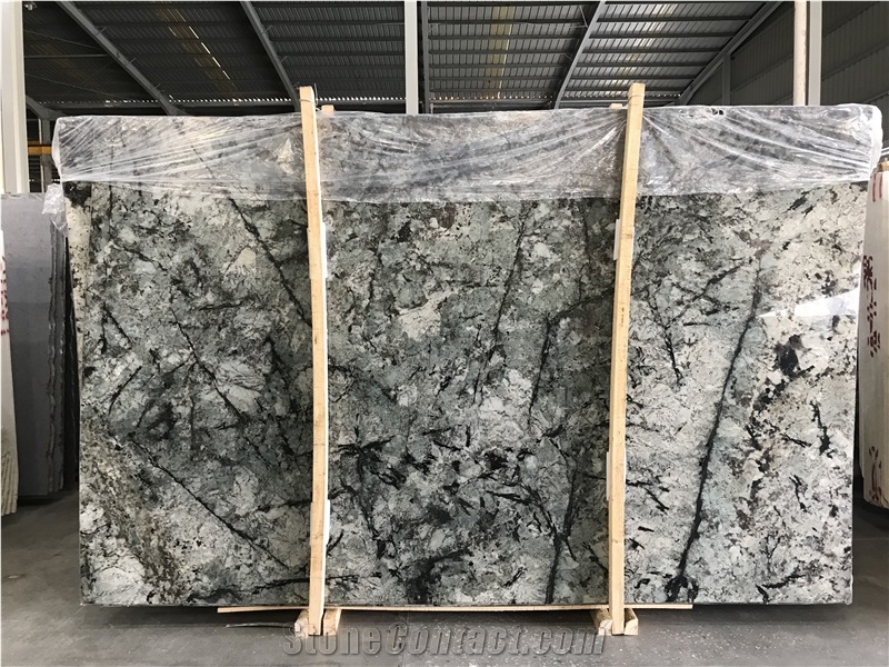 New Peacock Green Granite Polished Slabs