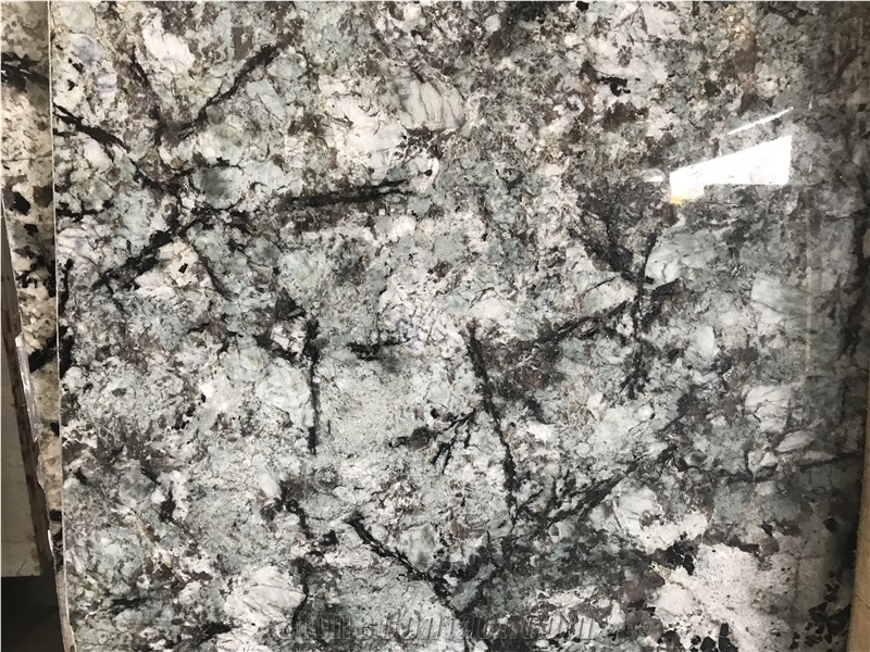 New Peacock Green Granite Polished Slabs