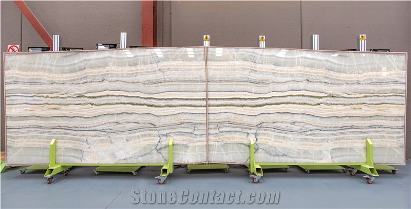 Ocean Wave Onyx