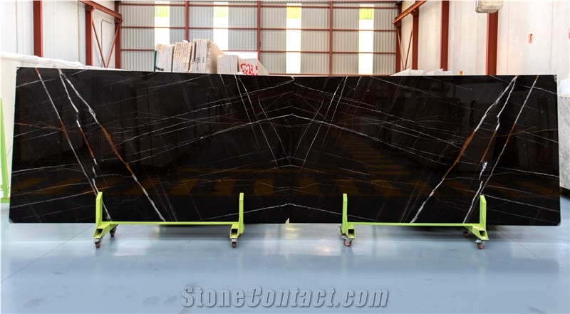 Sahara Noir Marble Slabs