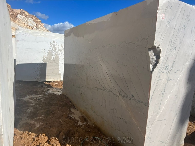 Diamante Bianco Quartzite Blocks