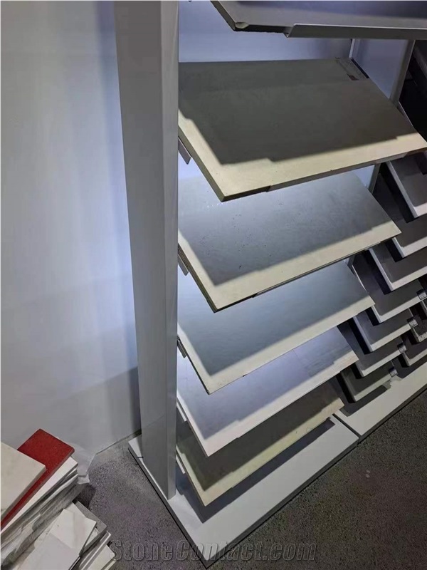 Quartz Stone Tower Metal Rack With Light