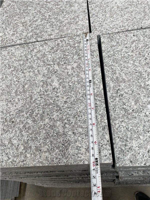 G623 Granite Outdoor Floor Tiles 30Mm Thick