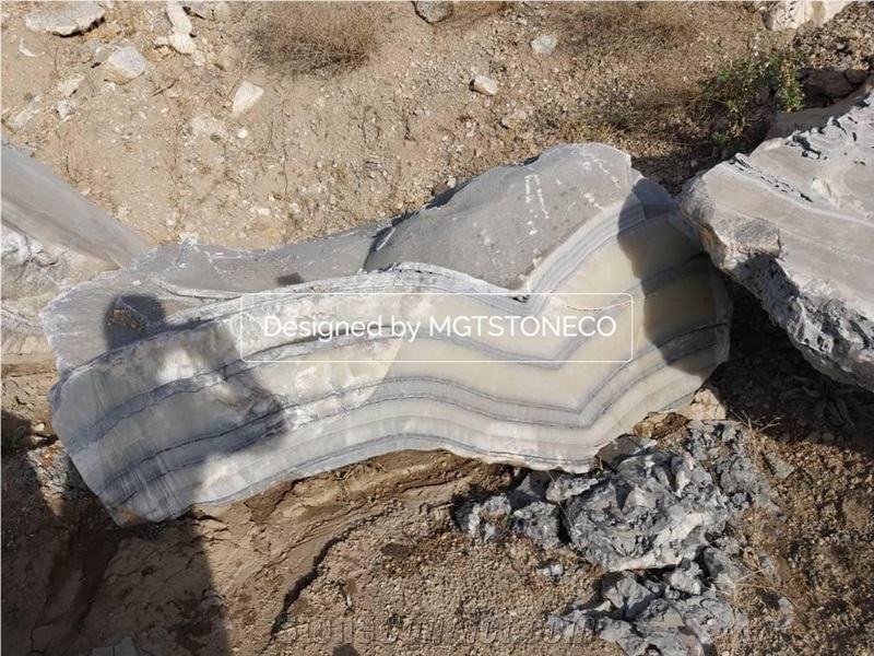Diana Smoky Onyx Quarry