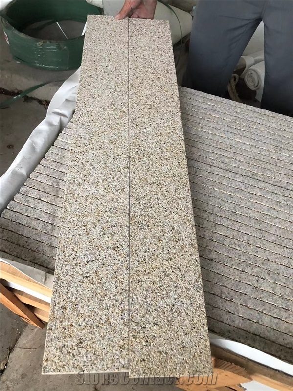 Chinese Granite  G682 Bushhammer Steps
