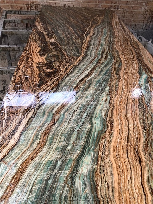 Verde Esmeraldo Traonyx