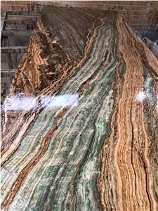 Verde Esmeraldo Traonyx