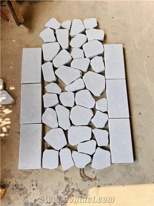 Chiaro Tumbled Travertine Paving Tiles