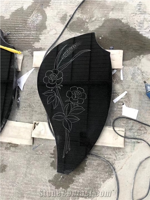Black Tombstone/ Munument