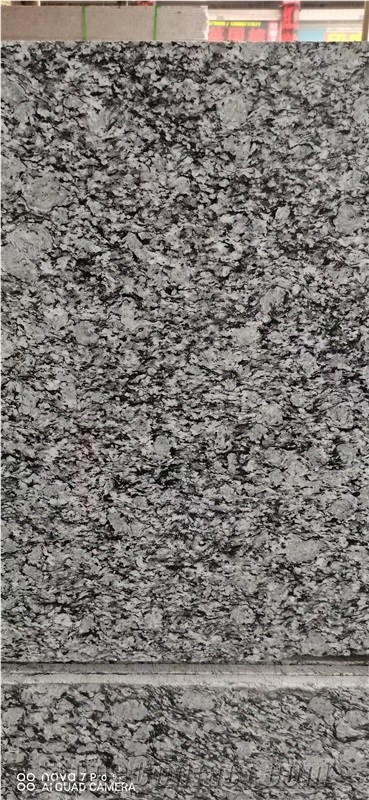 Spray White Granite Polished Granite Tiles