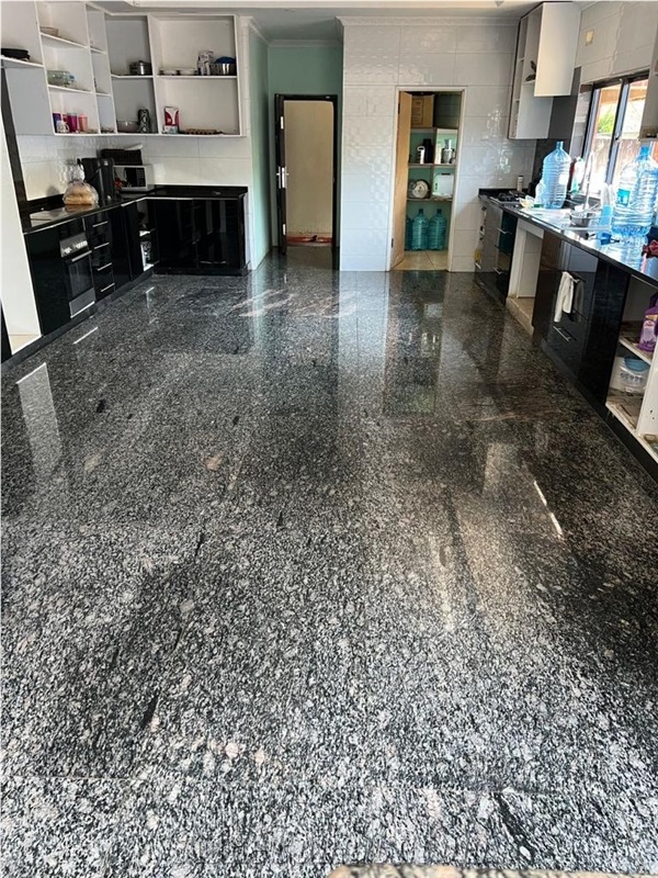 Rosy Black Granite Slabs