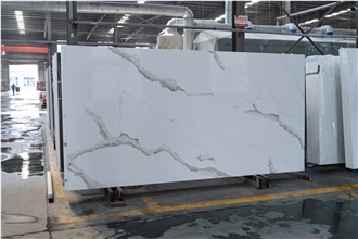 Factory Wholesale Customized Calacatta White Quartz Slabs