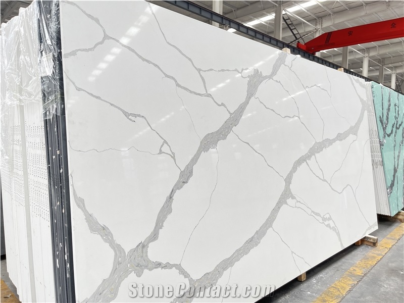 Modern White Calacatta Engineered Quartz Slabs