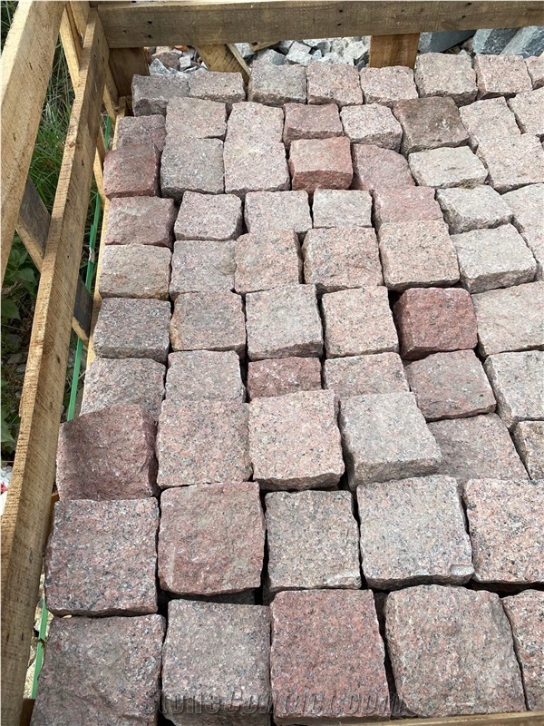 Granite Cubic Stone Paving Stone
