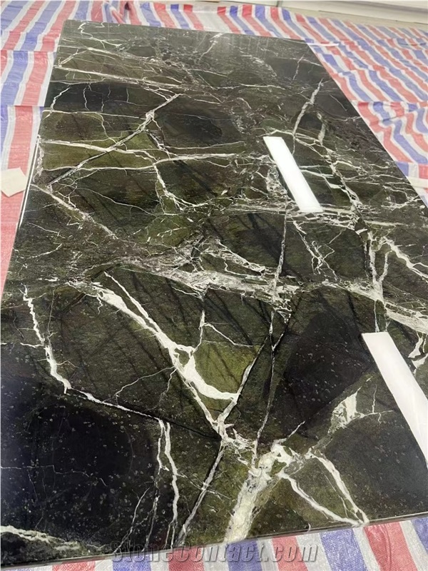 Oval Design Dark Green Marble Table Top For Restaurant Decor