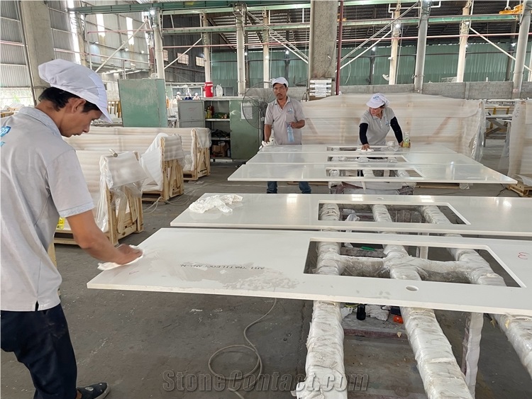 Pure White Quartz Stone Countertop Kitchen Countertop