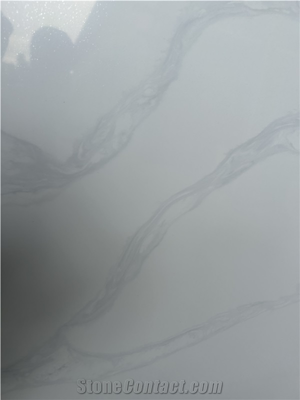 Vietnam White Calacatta Quartz Slabs With Grain-Free Base