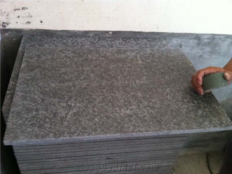 Fuding Granite G684 Flamed Tiles