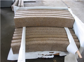 G682 Yellow Rusty Granite Kerbstone Bushhammered