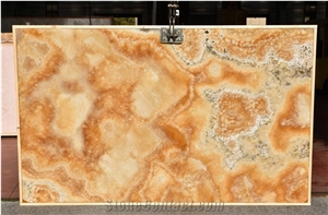 Onyx Miele Slabs