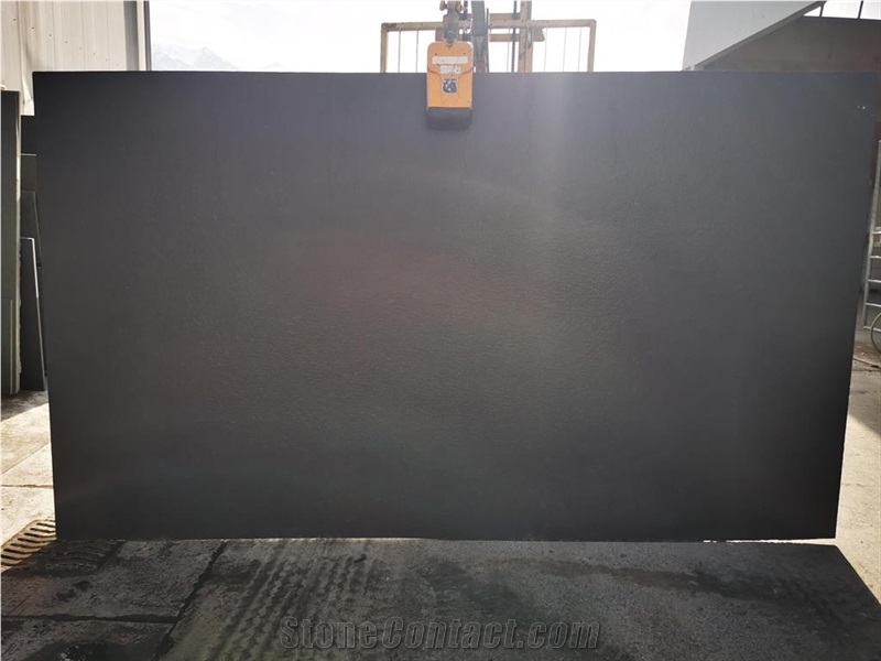 Zimbabwe Absolute Black Granite Flamed & Brushed 2Cm Slabs