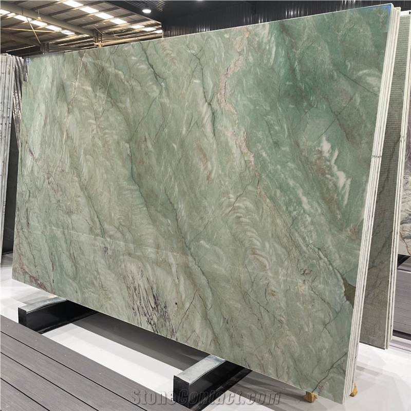 Verde Gaya  Green   Quartzite Brazil   Slabs