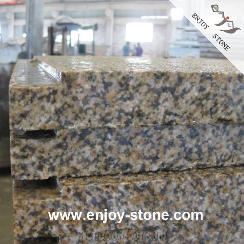 G682 Yellow Rusty Granite Bush Hammered Stone Stair