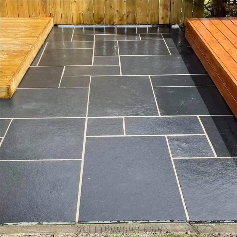 Black Arena Limestone French Pattern