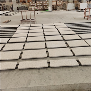 Wholesale Rusty Yellow Granite Tiles Customized Cut To Size Wholesale Rusty Yellow Granite Tiles Customized Cut To Size