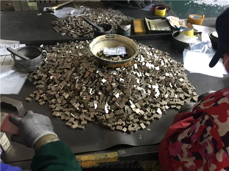 Marble Stone Cutting Diamond Segment Quarry