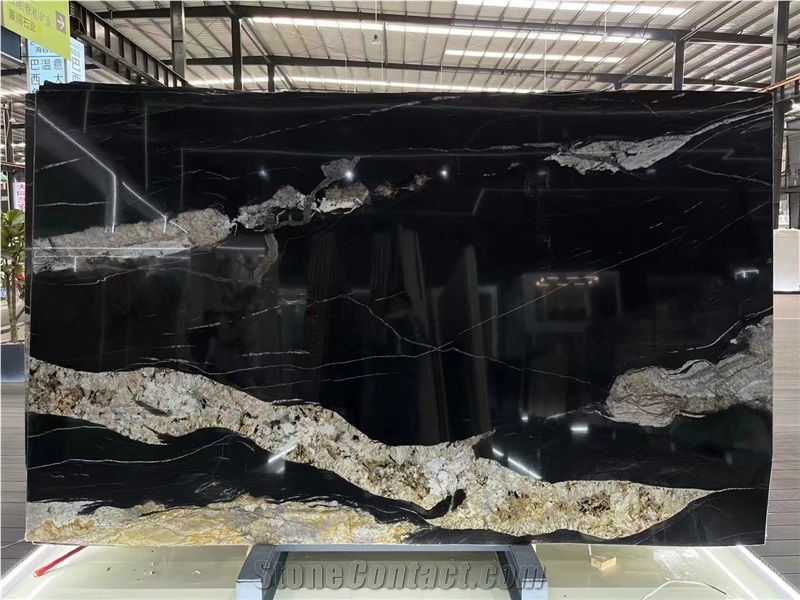 Copa Cabana Granite Slabs